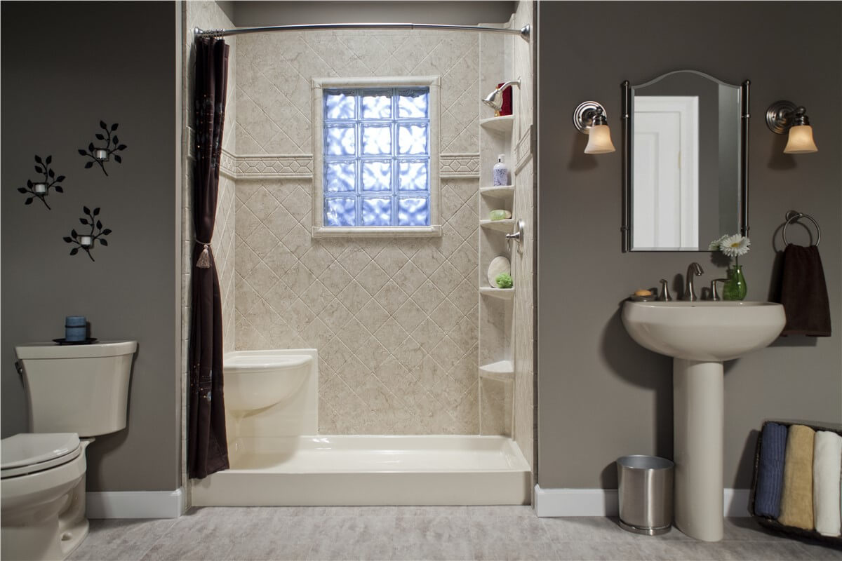 Bathtub to shower services in Rancho Santa Margarita, California